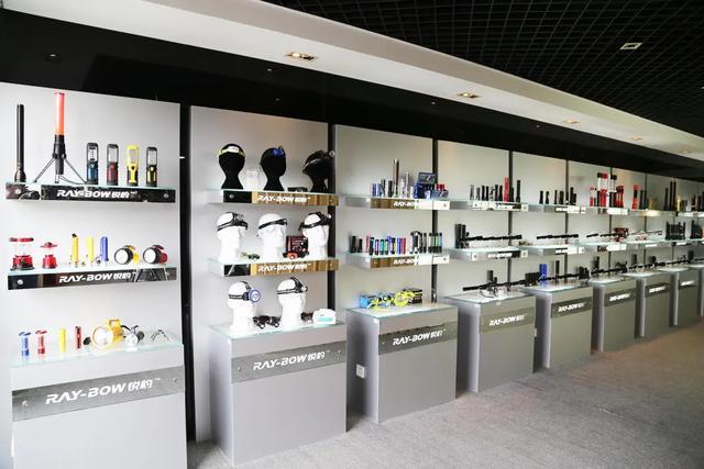 出80亿浙江小镇成为“全球之王”新葡京娱乐场app一支手电筒卖(图3)